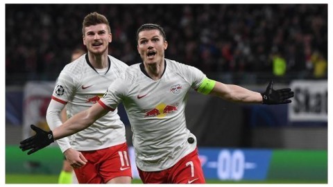 罗马诺称曼联对这位德甲球星“非常着迷”，而英力士方面则被告知签下“新阿德里亚诺”的价格。