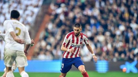 拜仁球迷听好了：诺伊尔右小腿伤了，下周末真悬了！