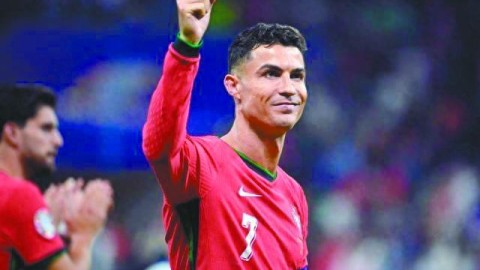 PES 2026捏脸系统实战攻略，定制你的专属足球巨星