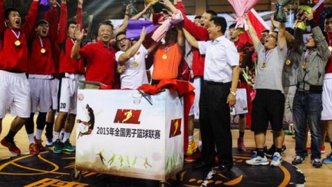 CBA俱乐部杯南昌赛区杀疯了！北控给宁波上课，这球看得我直拍大腿