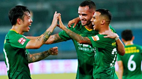 突尼斯这招“抢人”太高明！赫迪拉弟弟压哨换籍，世界杯要搅局？