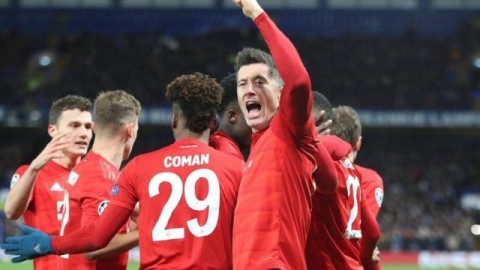 爱德华兹：黄喜灿因伤缺阵数周；改打四后卫是被迫做出的改变