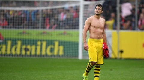 半场：多特1-0沃尔夫斯堡，瑞尔森助攻布兰特头球破门！数据告诉你这个半场多特有多猛